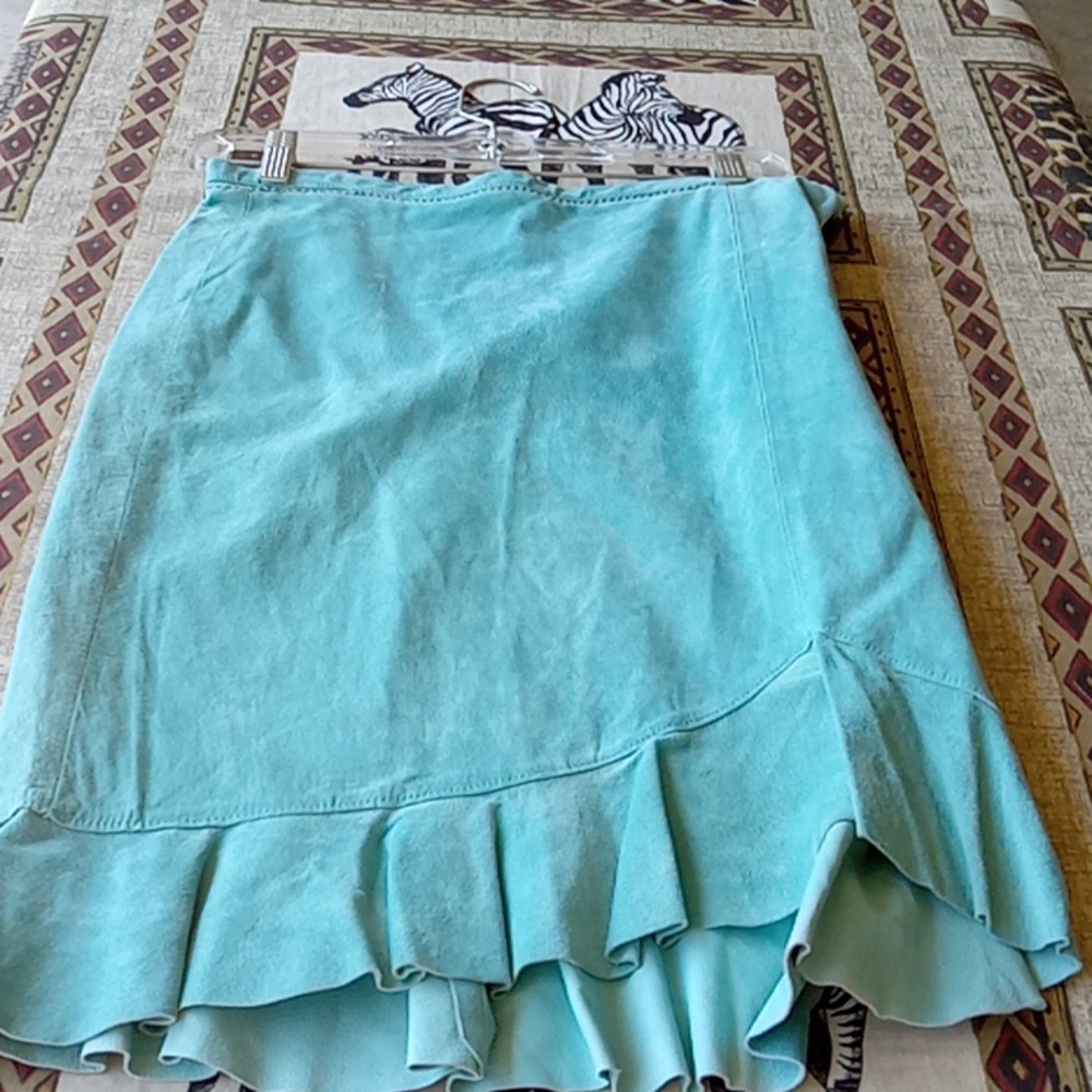 BLUE BCBG LEATHER SKIRT